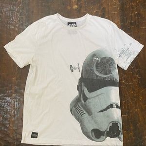 Forever 21 Men’s Star Wars T-shirt
